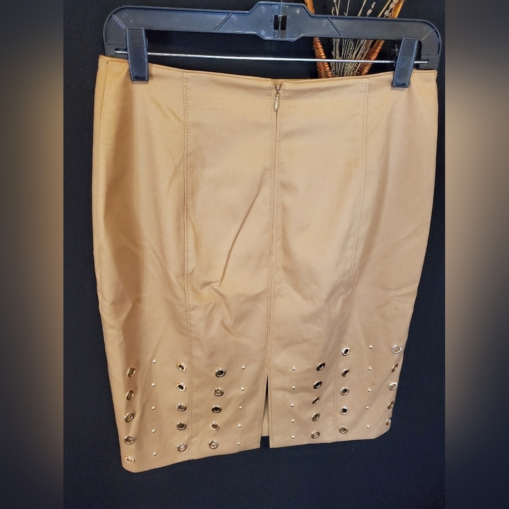 White House Black Market Tan Pencil Skirt with Silver Details - Picture 5 of 5